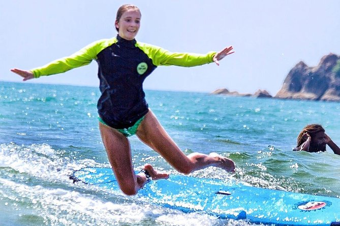 PRIVATE Surf Lesson for Beginners - Safety comes before the exciting part