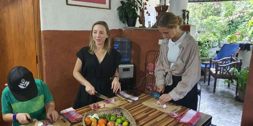 Private Traditional Sri Lankan Cooking Class in Kandy - Timing, price, and who should book