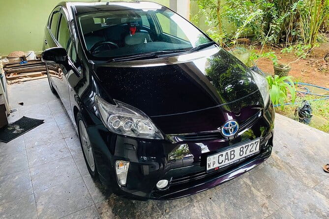 Private transfer from Colombo Airport to Bentota Hikkaduwa Galle - The private vehicle and the two-hour ride