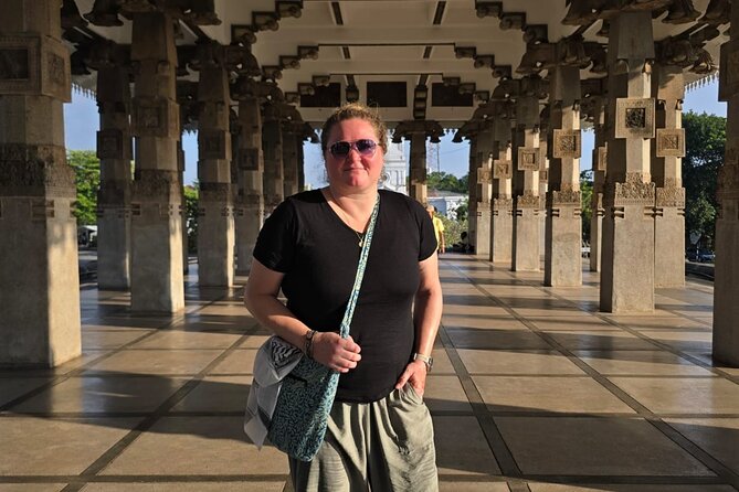 Ride and Explore Colombo and Food By Tuk Tuk Tour All Inclusive - Sambodhi Chaithya and the maritime side of Colombo