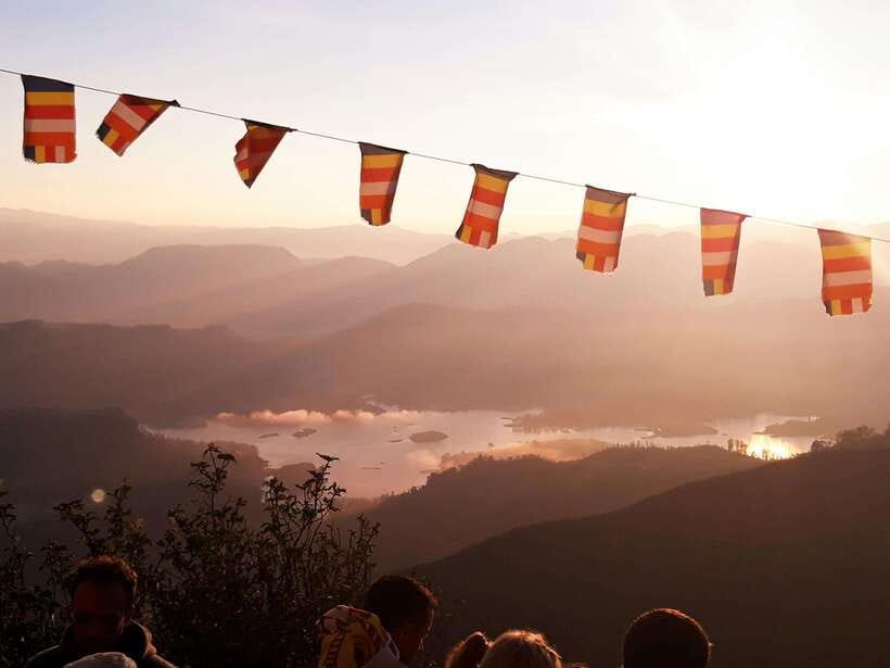 Sacred Sunrise Adventure: Adam’s Peak Day Tour - The four-hour climb under the stars