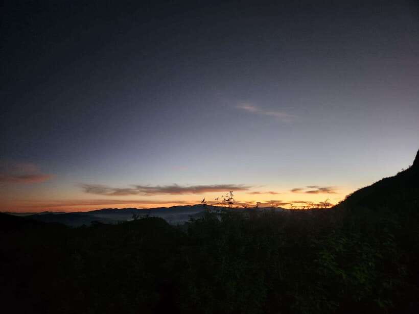 Sacred Sunrise Adventure: Adam’s Peak Day Tour - The descent and long return to your hotel