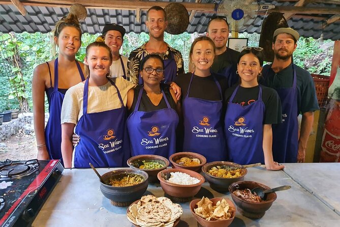 Sea waves sri lankan cooking class - From Unawatuna to the market