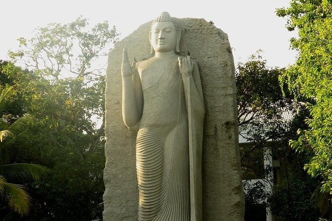 Shangri-La Colombo City Tour. - The Hindu kovil and Colombo’s religious mix