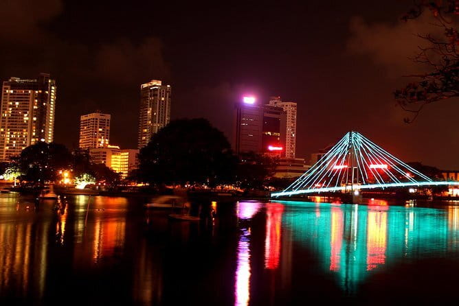 Shore Excursion Colombo Port to Mount Lavinia Beach & Colombo city For 4 - 6 Pax - Who should book this Colombo outing?