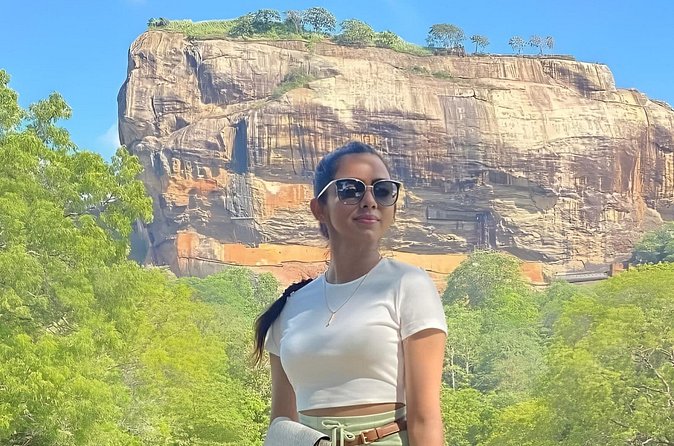 Sigiriya and Dambulla Day Tour from Colombo - Communication and guide quality