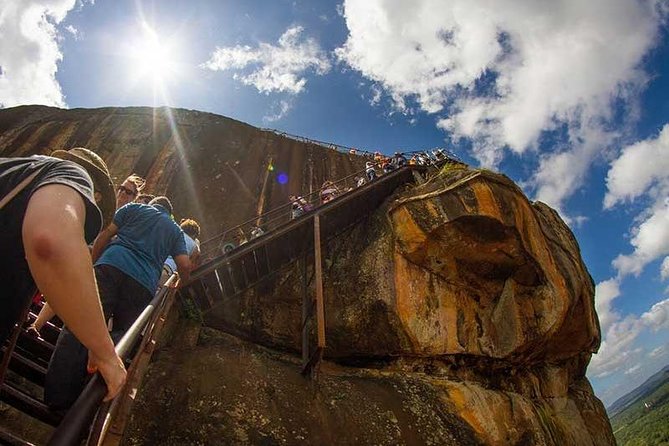 Sigiriya and Dambulla Tour (All Inclusive) - What three hours at Sigiriya really includes