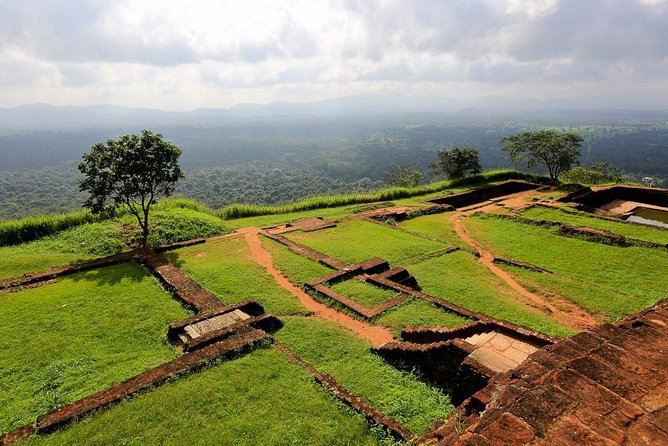 Sigiriya and Dambulla Tour (All Inclusive) - Who should book this Sigiriya and Dambulla day?