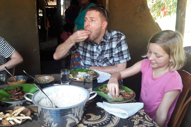 Sigiriya Cycle Tour: Explore Village Life in Sigiriya & Enjoy a Village Lunch - The homemade lunch and what it adds