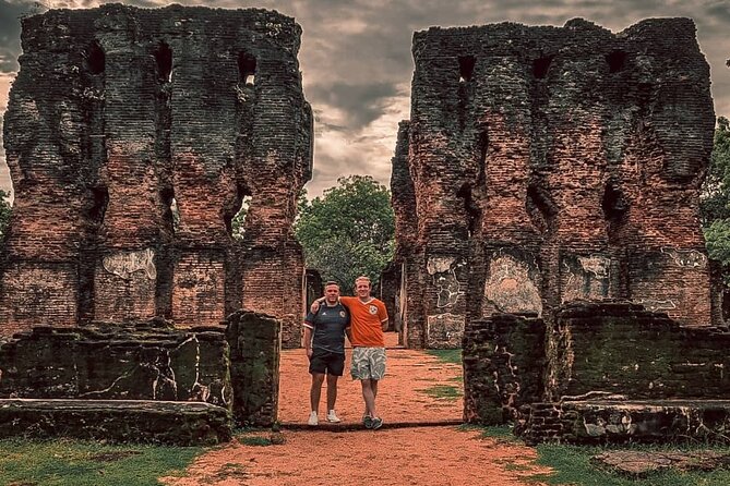 Sigiriya, Polonnaruwa & Dambulla "Trilogy" Day Tour from Colombo - Why the private car matters on this route
