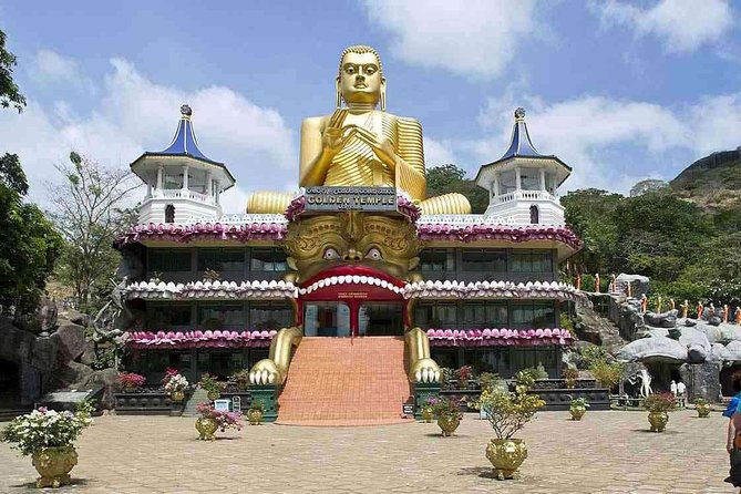 Sigiriya Rock and Dambulla Cave Temple Day Tour - A craft village and a closer look at rural life