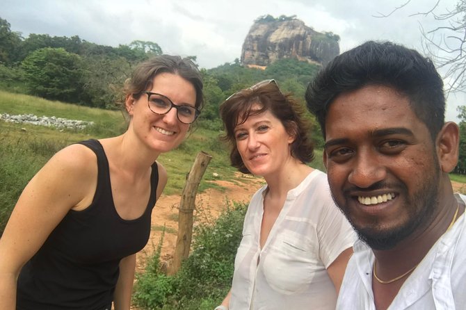 Sigiriya Rock and Dambulla Cave Temples from Negombo (All inclusive day tour) - What the private guide adds