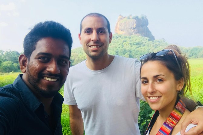 Sigiriya Rock and Dambulla Cave Temples from Negombo (All inclusive day tour) - Who should book this experience