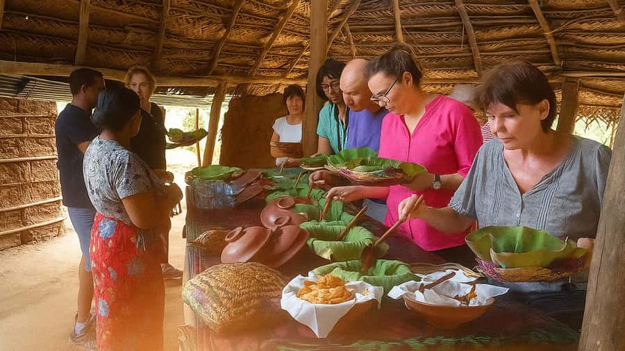 Sigiriya: Sigiriya or Pidurangala Sunrise/Sunset Hike - Food, packing, and sensible preparation