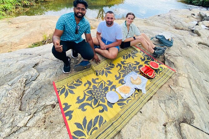 Sigiriya To Polonnaruwa Day Trip - What the Polonnaruwa sightseeing day may feel like
