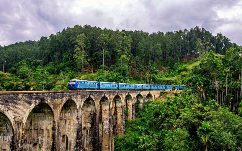 Sri Lanka: 4N5Day guided FULL TOUR with hotel accommodations - Day 2: Village life, elephants, and a cultural show