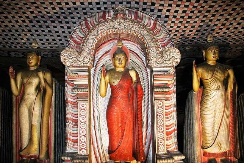 Sri Lanka: 7-Day Off-The-Beaten Path Private Tour - Hotels, meals, and the daily rhythm