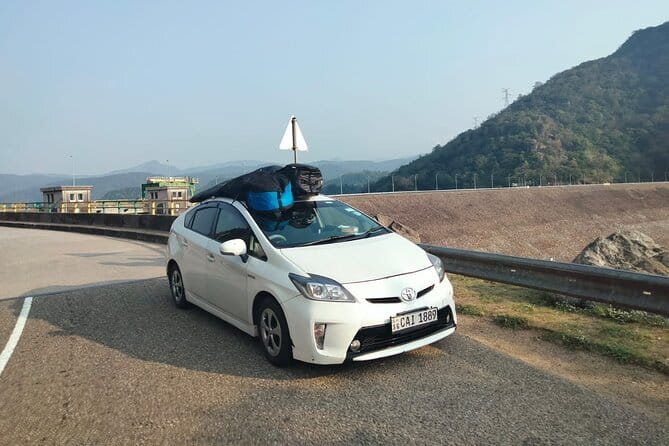 Sri Lanka Car and Driver Hire - Private Driver and Chauffeur - A private driver makes Sri Lanka easier
