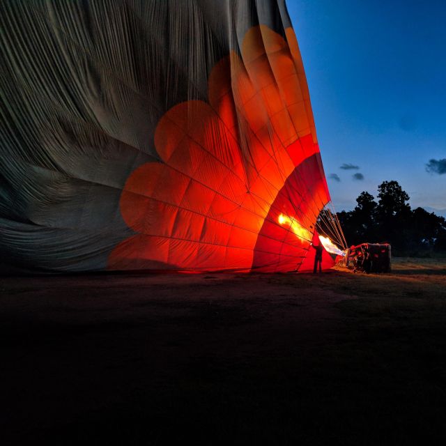 Sri Lanka: Hot Air Balloon ride - The landing and the champagne stop
