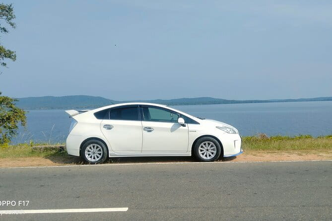 Sri Lanka Round Tour with English Speaking Driver Guide and Car - What the $40 price really buys
