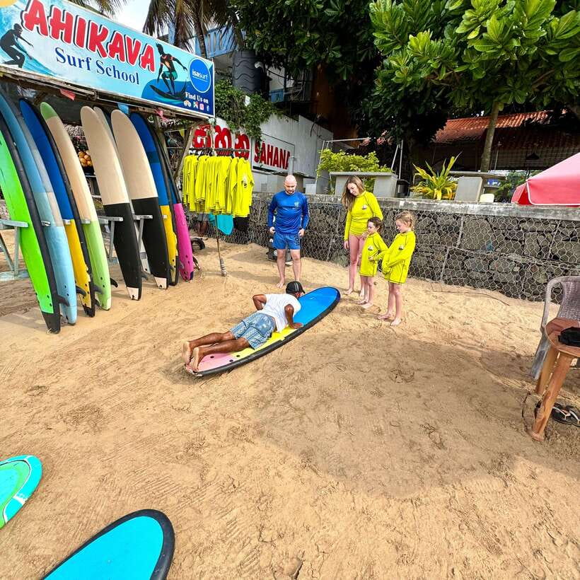 Surf School in Unawatuna, Galle - What makes the lesson beginner-friendly