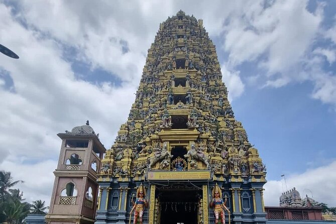 Ten Days Scenic Sri Lanka - Days 5 and 6: Tea country, waterfalls, and the train to Ella
