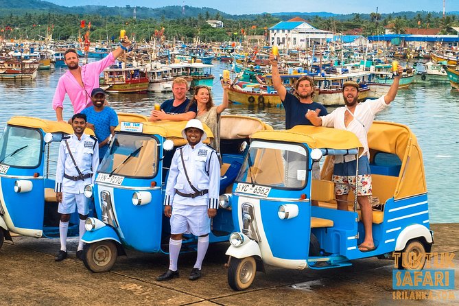 "THE ORIGINALS" Tuk Tuk Safari Colombo, the first and the best. - Gangaramaya Temple, Colombo’s lively first stop