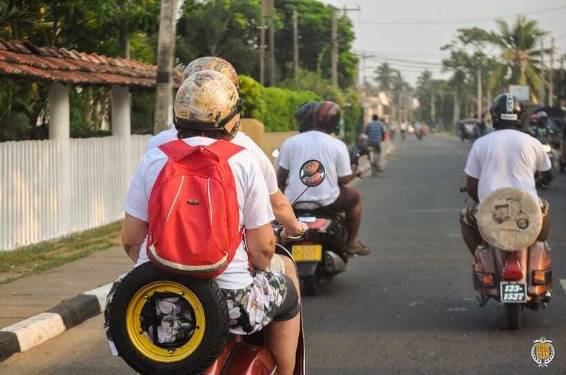 Trincomalee: Guided scooter City Tour - Should you book the Trincomalee scooter tour?