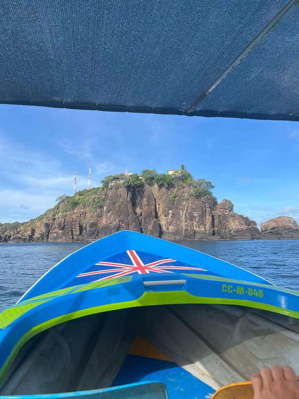 Trincomalee : pigeon island tour + snorkeling - Guides, languages, and communication