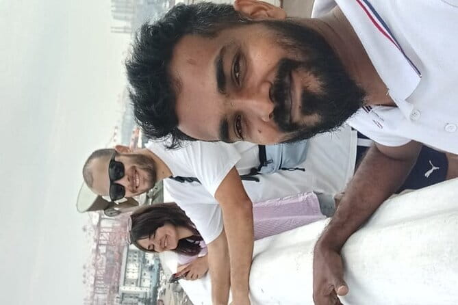 Tuk tuk colombo Sightseeing tour - The Red Mosque and Pettah streets