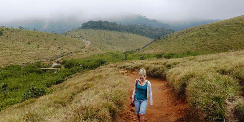Visit Horton plains and Nuwara Eliya from Kandy - The red post office photo stop
