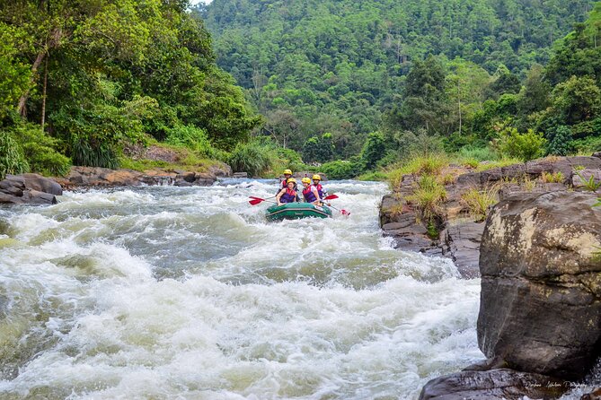 White Water Rafting Kitulgala - Learning the basics before the first rapid