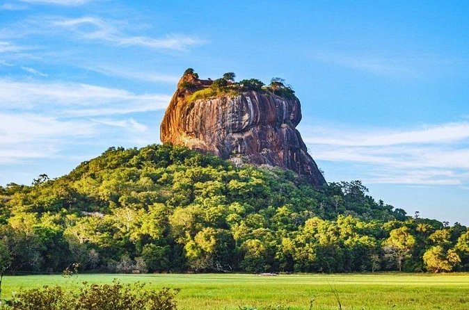 World Heritage Sigiriya and Dambulla Day Tour - Sigiriya Lion Rock, the day’s main event